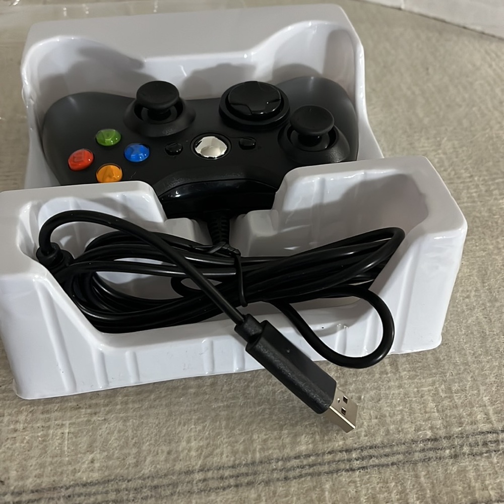 Controller with wired - Picture 9 of 10